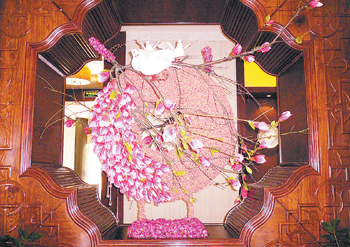 客户为先花艺取胜